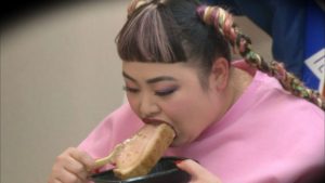 渡辺直美の口紅が落ちない食べ方がすごい 愛用リップやブランドが気になる